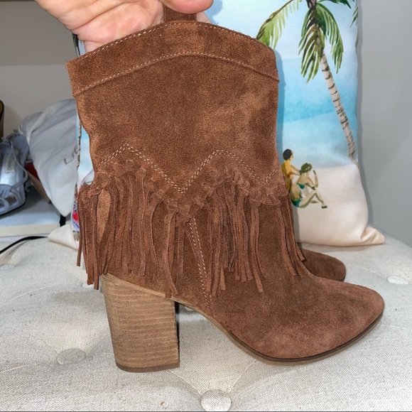 ALDO NWOB! Kycia Brown Fringe Ankle Boots Size 8.5 - Picture 5 of 9